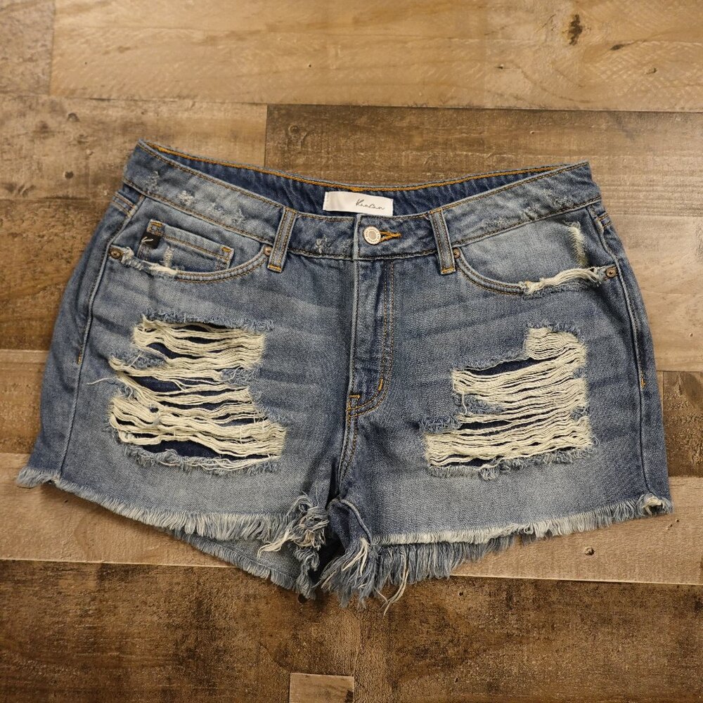 KanCan Gizelle Mid Rise Boyfriend Distressed Denim Shorts Women’s 13/30